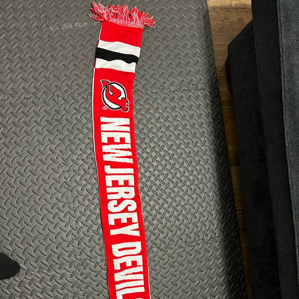 nj devils scarf hat